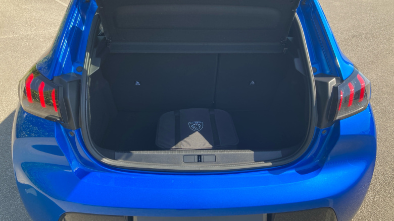 Peugeot 208 100kW Allure Premium + 50kWh 5dr Auto Electric Hatchback